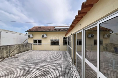 Moradia T6 para Venda em Pereira