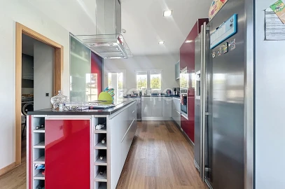 Moradia T6 para Venda em Buarcos