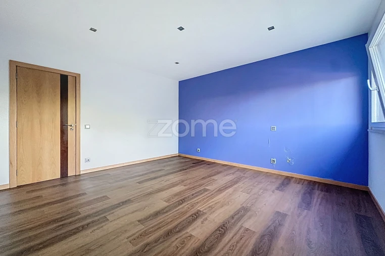 Moradia T6 para Venda em Buarcos Foto 7