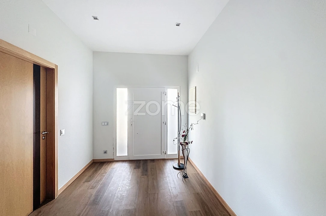 Moradia T6 para Venda em Buarcos Foto 2