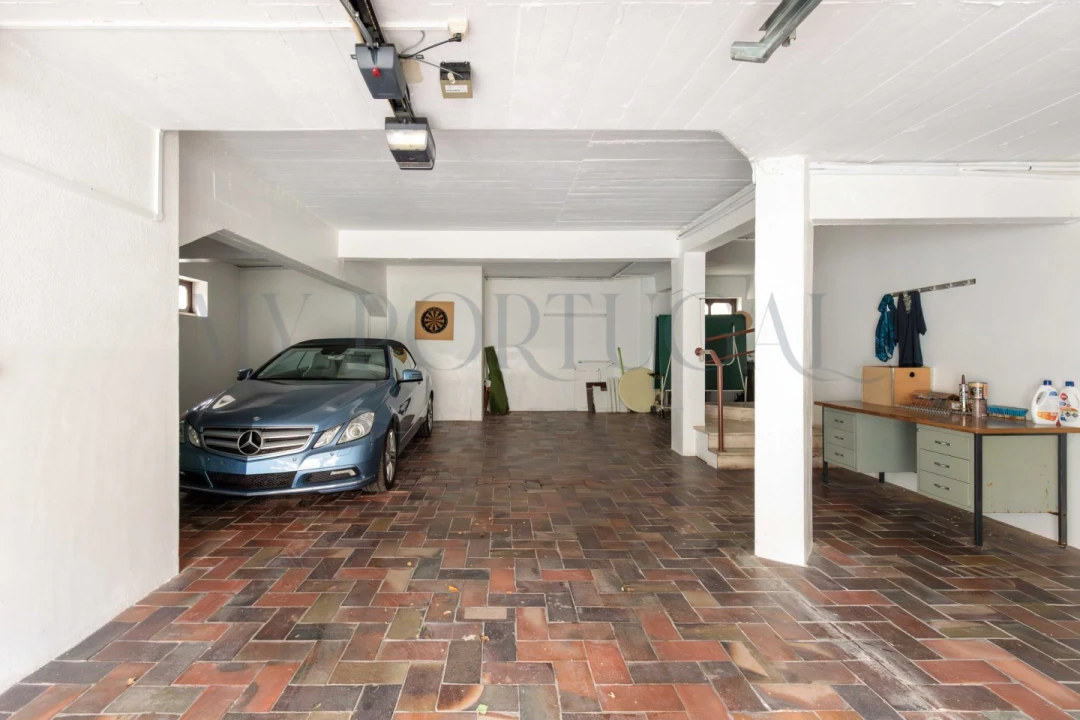 Moradia T4 para Venda em Loures Foto 38