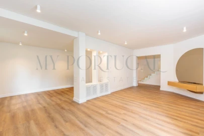 Moradia T4 para Venda em Loures