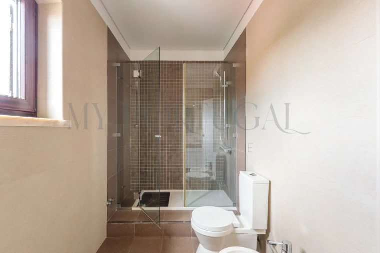 Moradia T4 para Venda em Loures Foto 13