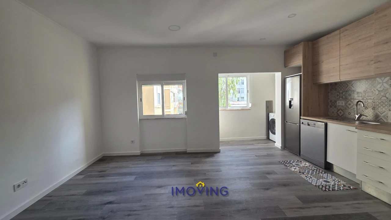 Apartamento T2 para Venda em Baixa da Banheira e Vale da Amoreira Foto 6