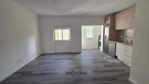 Apartamento T2 para Venda em Baixa da Banheira e Vale da Amoreira