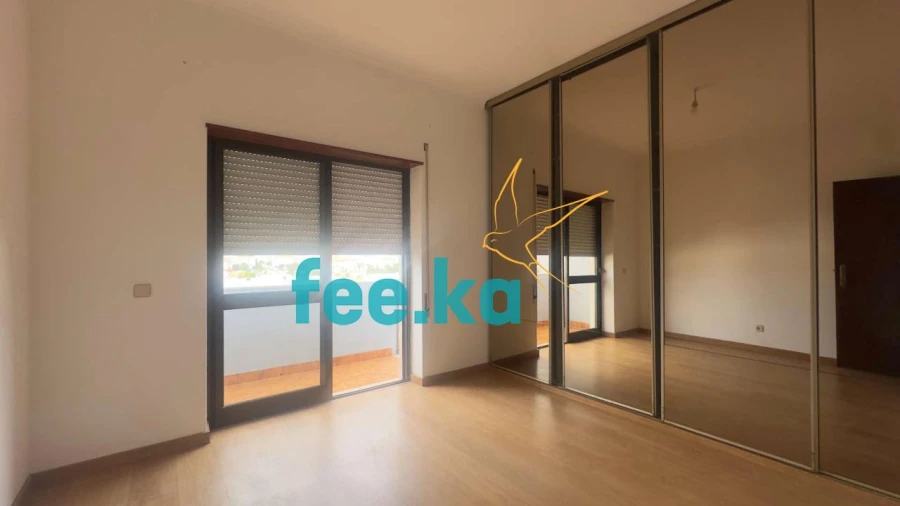 Apartamento T3 para Arrendamento em Castelo Branco Foto 17