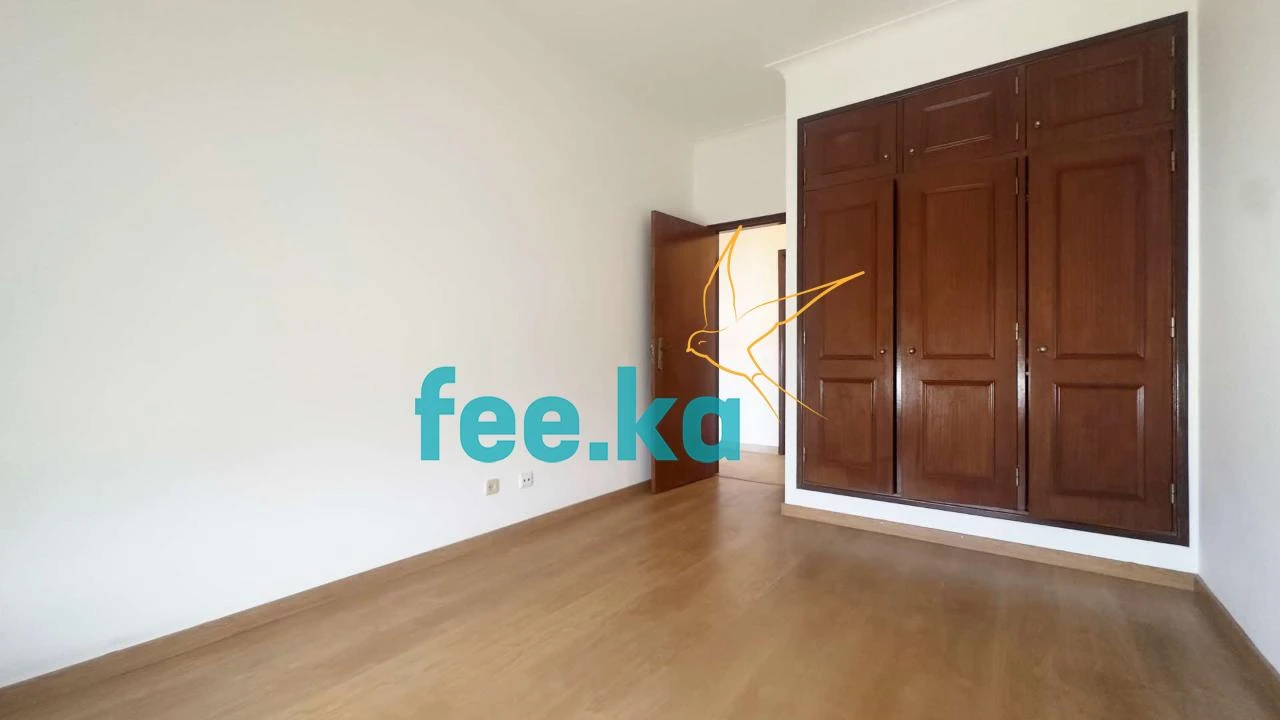 Apartamento T3 para Arrendamento em Castelo Branco Foto 13