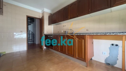 Apartamento T4 para Arrendamento em Castelo Branco