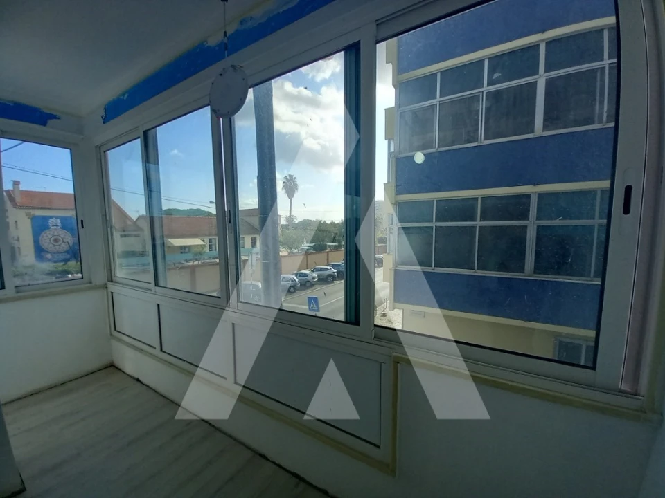 Apartamento T4 para Venda em Laranjeiro e Feijó Foto 20