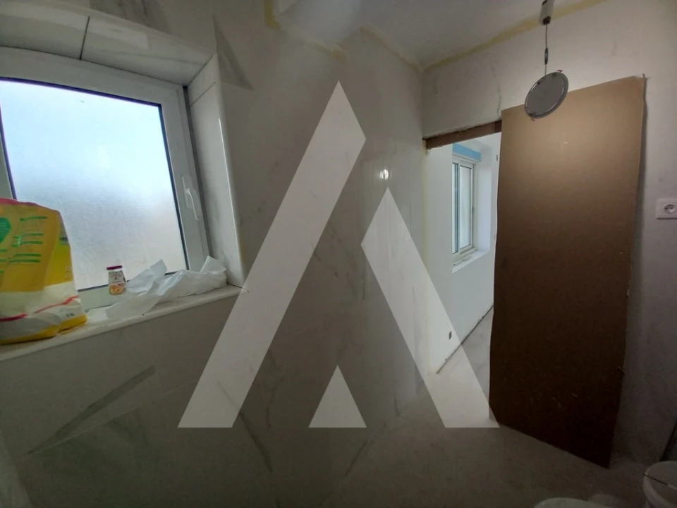 Apartamento T4 para Venda em Laranjeiro e Feijó Foto 10