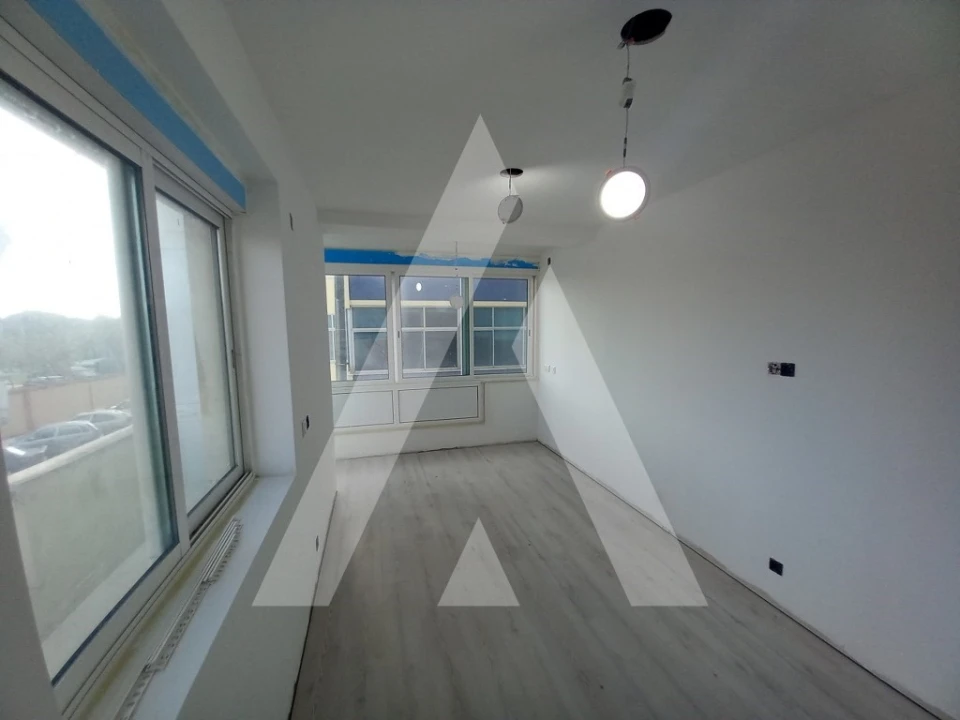 Apartamento T4 para Venda em Laranjeiro e Feijó Foto 22