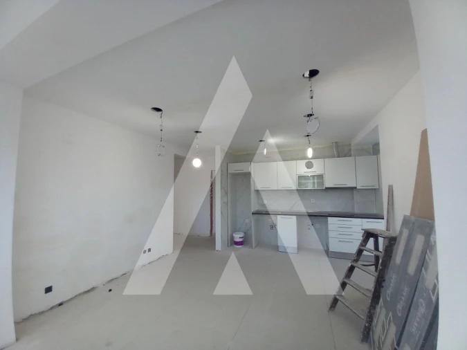 Apartamento T4 para Venda em Laranjeiro e Feijó Foto 5