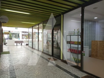 Loja para Venda em Leiria, Pousos, Barreira e Cortes