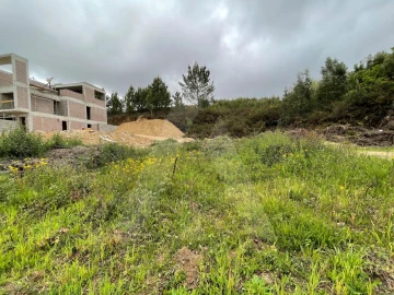 Terreno para Venda em Pinheiro da Bemposta, Travanca e Palmaz