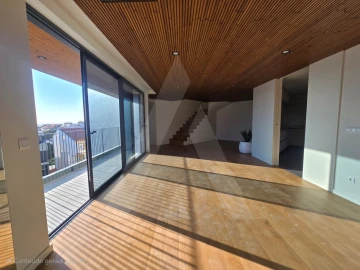 Apartamento T3 para Venda em Glória e Vera Cruz