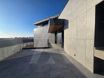 Apartamento T3 para Venda em Glória e Vera Cruz