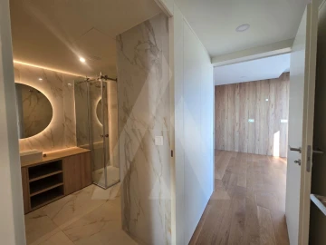 Apartamento T3 para Venda em Glória e Vera Cruz