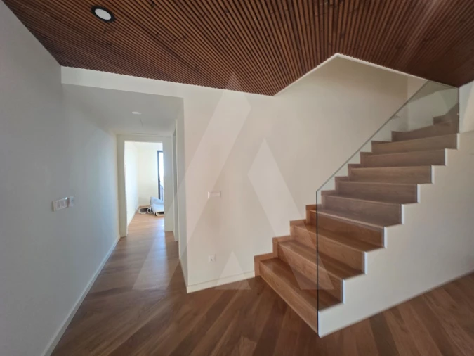 Apartamento T3 para Venda em Glória e Vera Cruz Foto 17