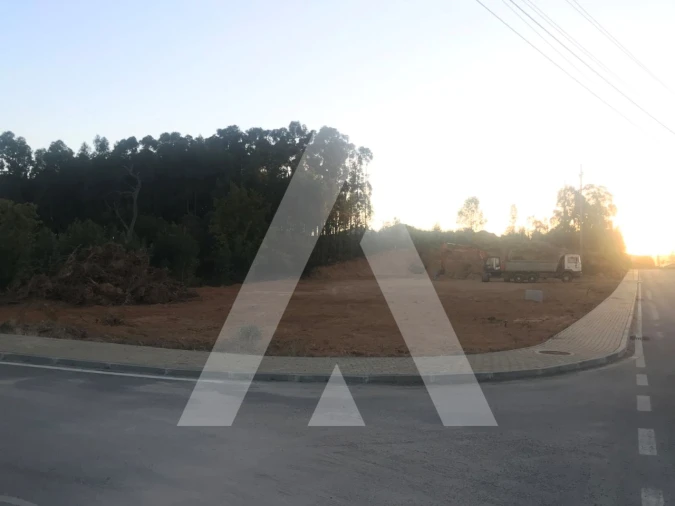 Terreno para Venda em Sangalhos Foto 2