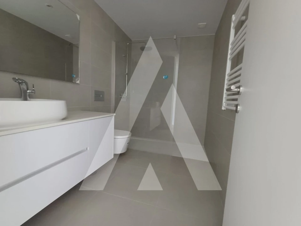 Apartamento T4 para Venda em Glória e Vera Cruz Foto 13