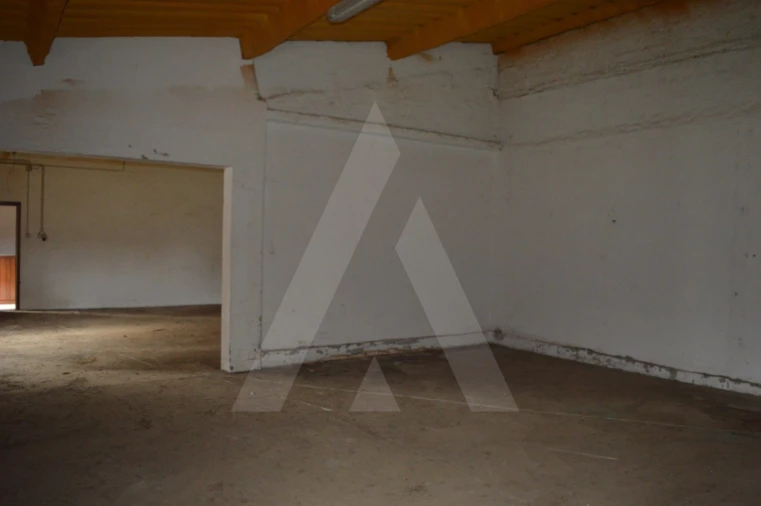 Armazém para Venda em Vilarinho do Bairro Foto 11