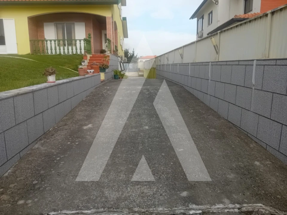 Moradia T4 para Venda em Oliveira do Bairro Foto 2