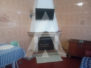 Moradia T4 para Venda em Oliveira do Bairro