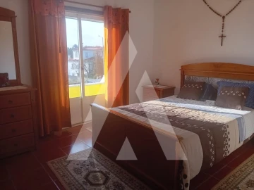 Moradia T4 para Venda em Oliveira do Bairro