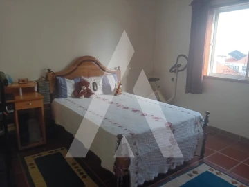 Moradia T4 para Venda em Oliveira do Bairro