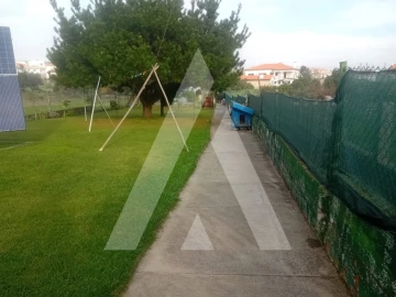 Moradia T4 para Venda em Oliveira do Bairro