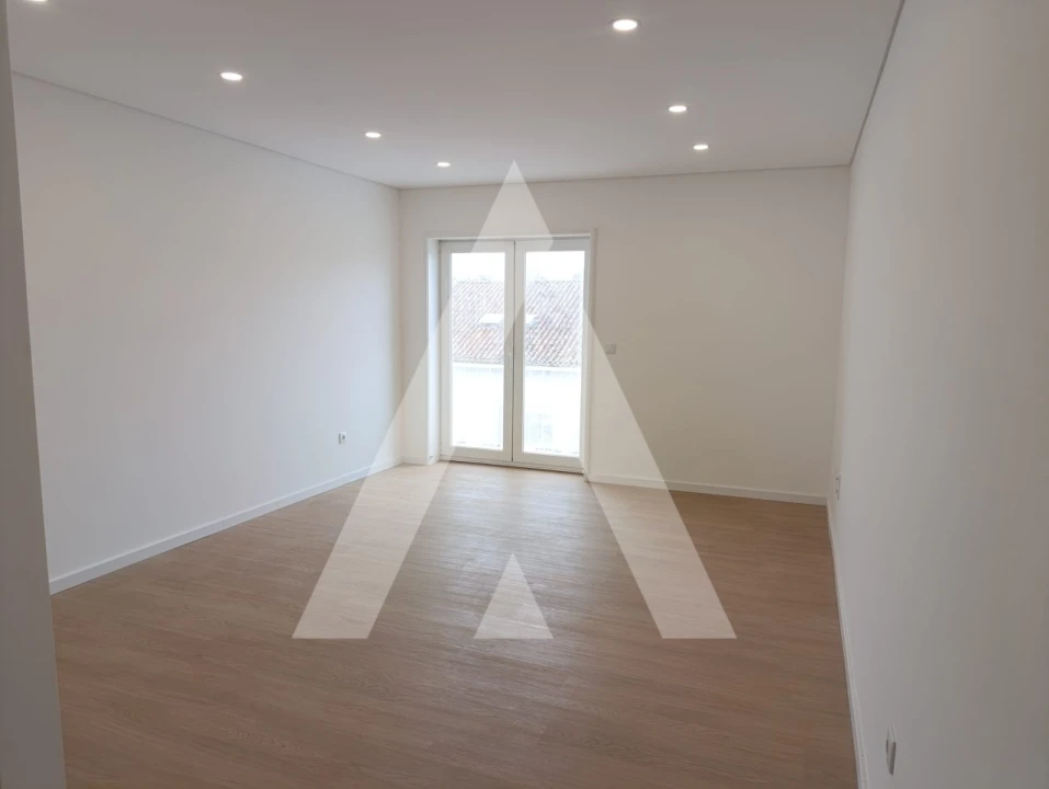 Apartamento T3 para Venda em Santa Maria Maior e Monserrate e Meadela Foto 12