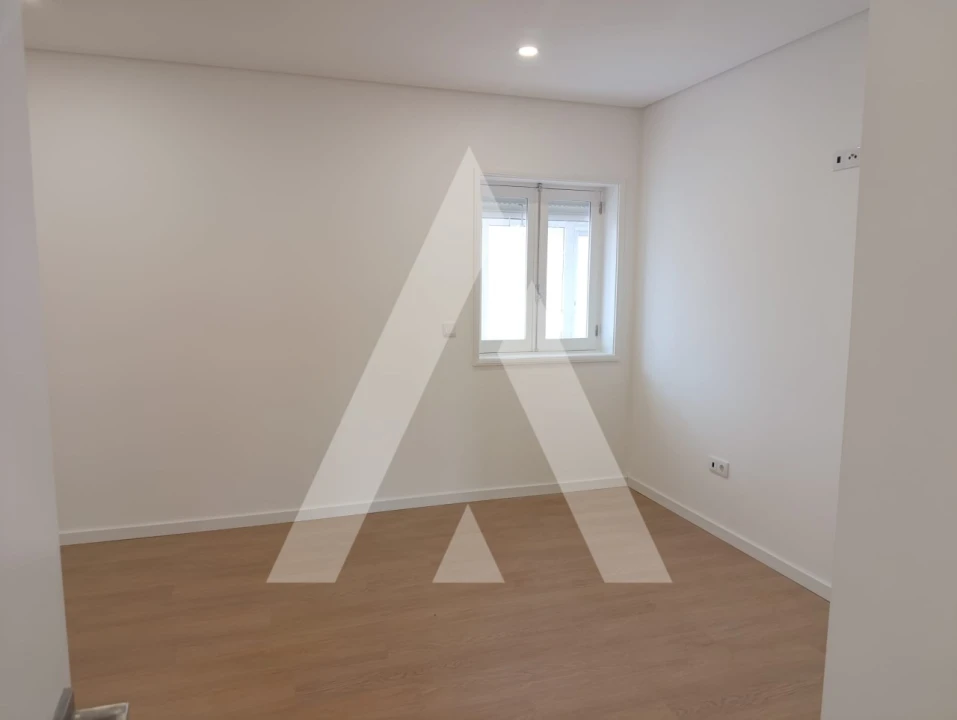 Apartamento T3 para Venda em Santa Maria Maior e Monserrate e Meadela Foto 17