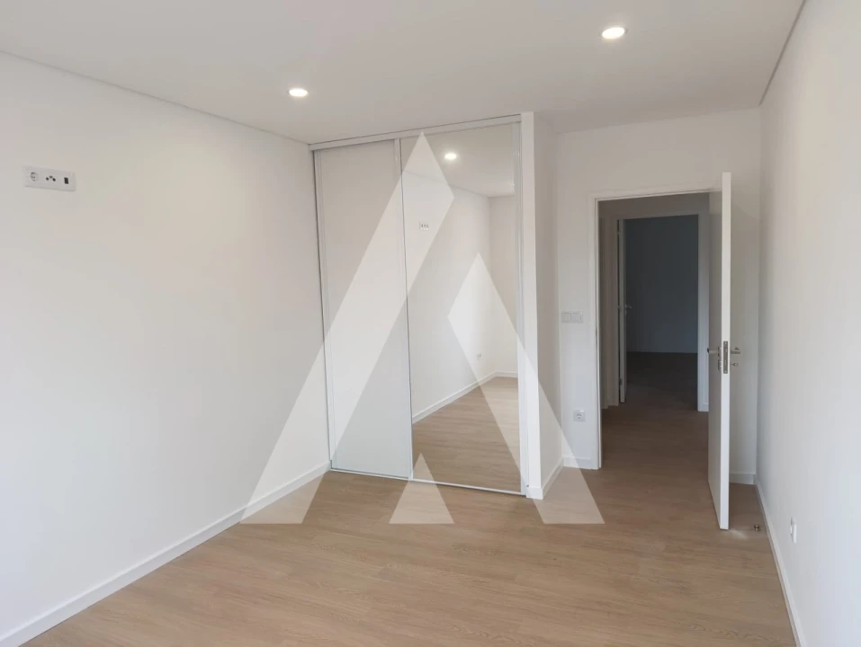 Apartamento T3 para Venda em Santa Maria Maior e Monserrate e Meadela Foto 20