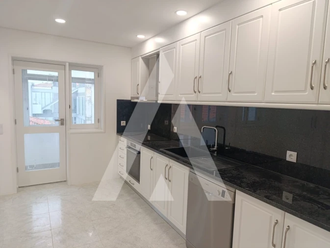 Apartamento T3 para Venda em Santa Maria Maior e Monserrate e Meadela Foto 2