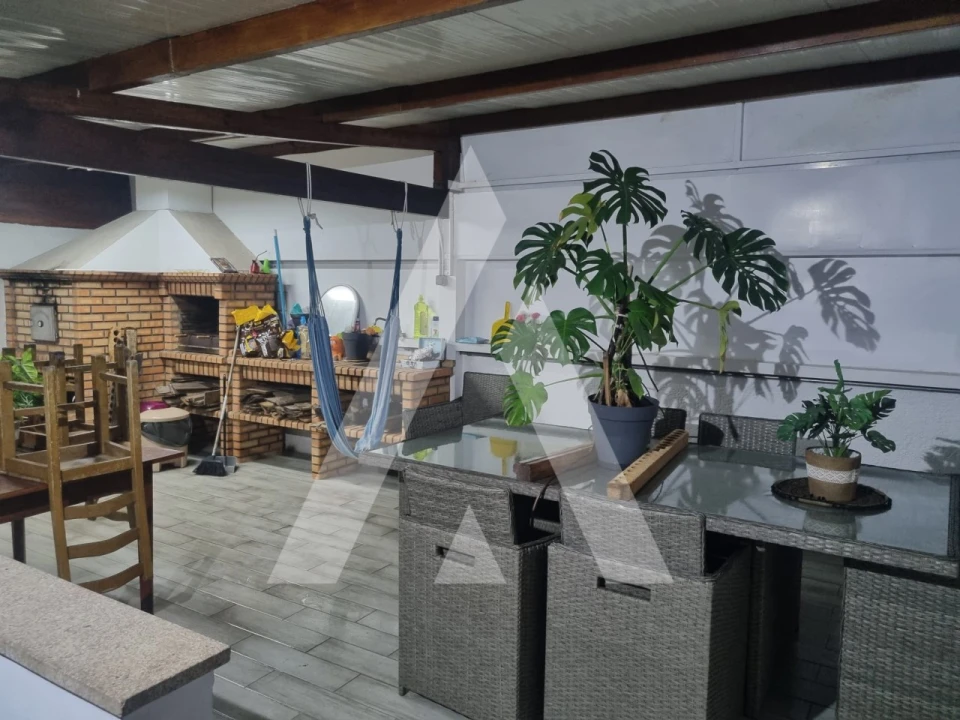 Moradia T3 para Venda em Paredes Foto 1