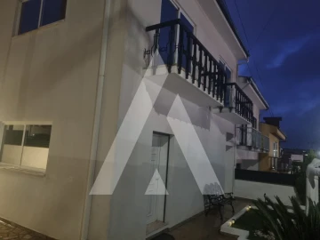 Moradia T3 para Venda em Paredes