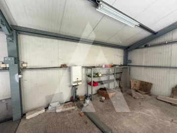 Armazém para Arrendamento em Arrabal