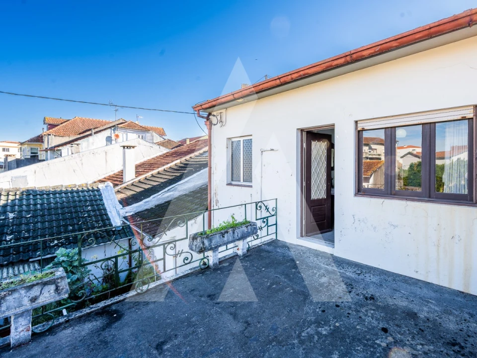 Moradia T4 para Venda em Ovar, São João, Arada e São Vicente de Pereira Jusã Foto 1