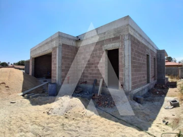 Moradia T4 para Venda em Guia, Ilha e Mata Mourisca