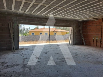 Moradia T4 para Venda em Guia, Ilha e Mata Mourisca