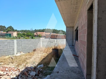 Moradia T4 para Venda em Guia, Ilha e Mata Mourisca