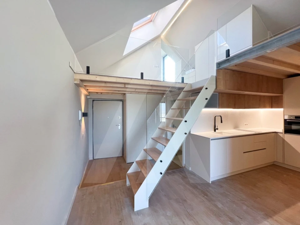 Apartamento T1 para Venda em Glória e Vera Cruz Foto 1