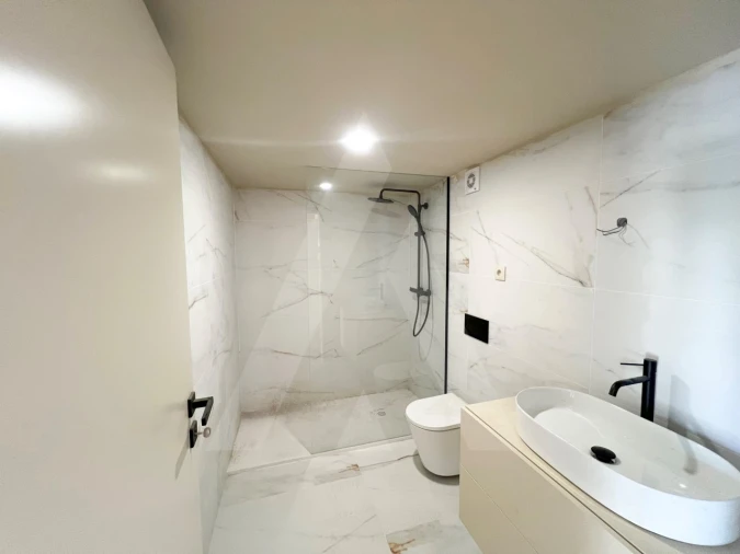 Apartamento T1 para Venda em Glória e Vera Cruz Foto 20