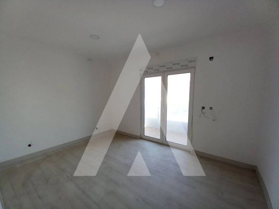 Moradia T3 para Venda em Corroios Foto 21