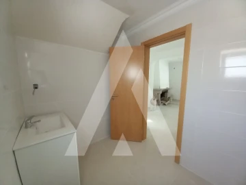 Moradia T3 para Venda em Corroios