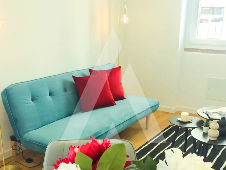 Apartamento T3 para Venda em Benfica Foto 1