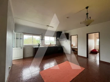 Prédio para Venda em A dos Negros