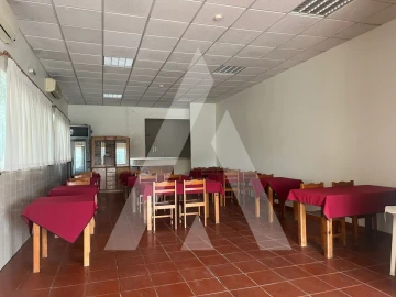 Prédio para Venda em A dos Negros