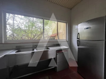 Prédio para Venda em A dos Negros