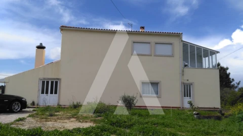 Prédio para Venda em A dos Negros